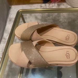 UGG Kari Glitter w/Gold